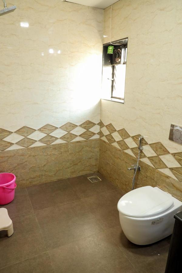 Bed and Breakfast Surya Kiran Miramar Panaji Esterno foto