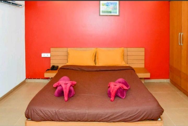 Bed and Breakfast Surya Kiran Miramar Panaji Esterno foto